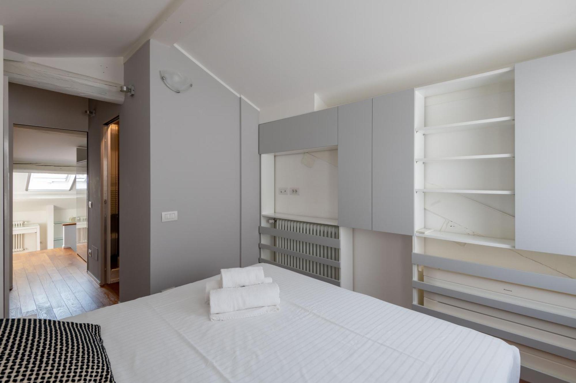 Milano Apartments S Agostino - Porta Genova Exterior foto